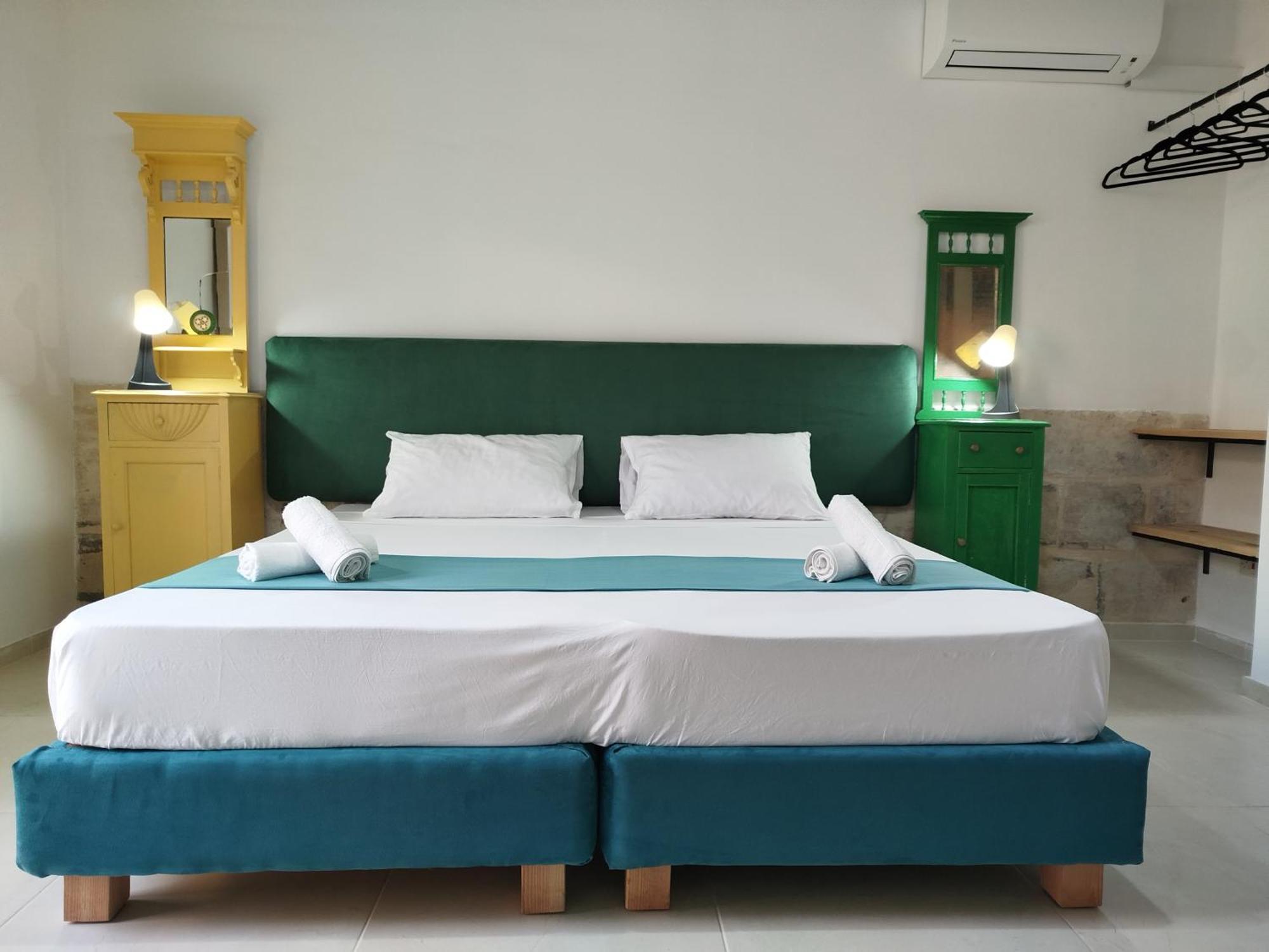 Limestone Sun Suites Sliema Quarto foto