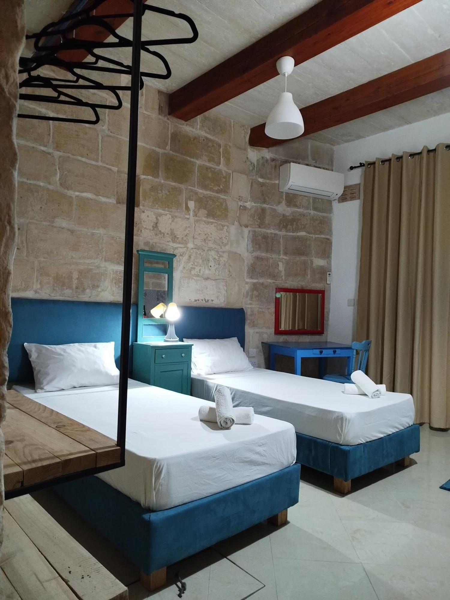 Limestone Sun Suites Sliema Quarto foto